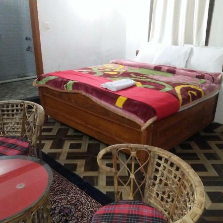 Nirala Guest House Darjeeling  Extérieur photo